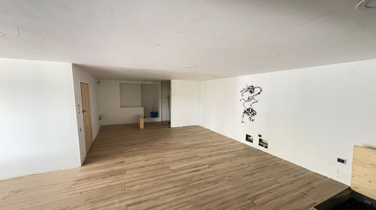 Ma-Cabane - Location Local commercial VOIRON, 109 m²