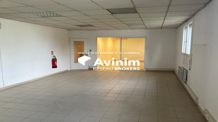 Ma-Cabane - Location Local commercial Voreppe, 1290 m²