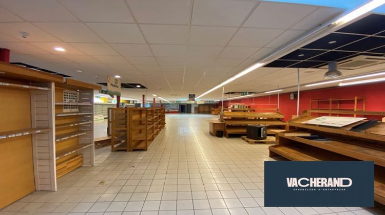 Ma-Cabane - Location Local commercial Wasquehal, 200 m²