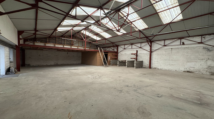 Ma-Cabane - Location Local commercial WATTRELOS, 318 m²