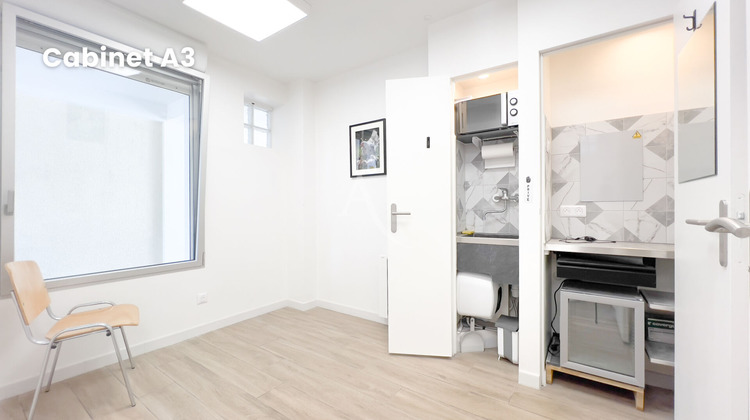 Ma-Cabane - Location Local commercial YERRES, 67 m²