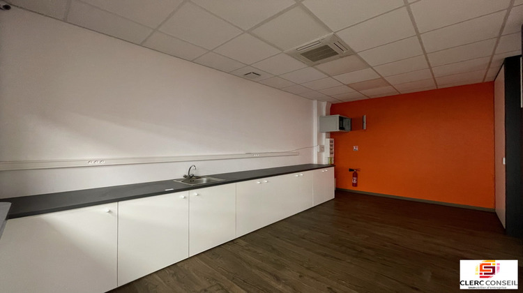 Ma-Cabane - Location Local commercial Yvetot, 148 m²