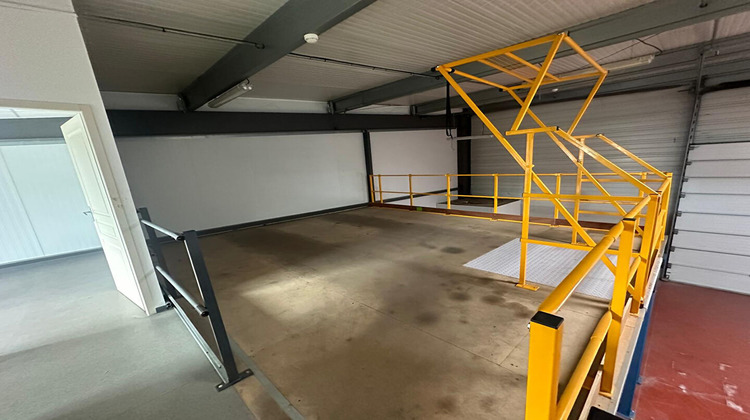 Ma-Cabane - Location Local commercial YVRAC, 350 m²