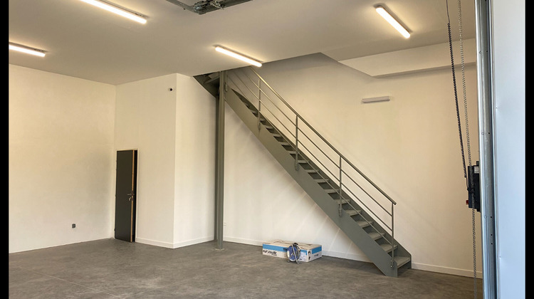 Ma-Cabane - Location Local commercial YVRAC, 220 m²