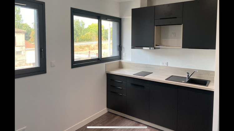 Ma-Cabane - Location Local commercial YVRAC, 220 m²