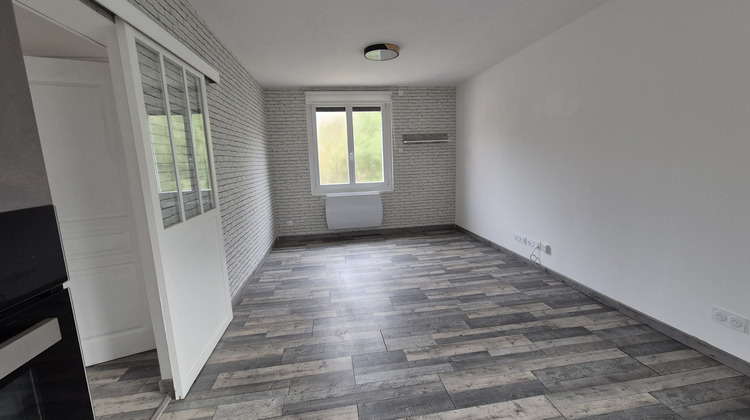 Ma-Cabane - Location Maison Abrest, 70 m²