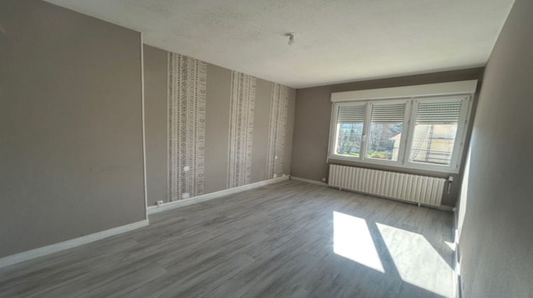 Ma-Cabane - Location Maison AIRAINES, 78 m²