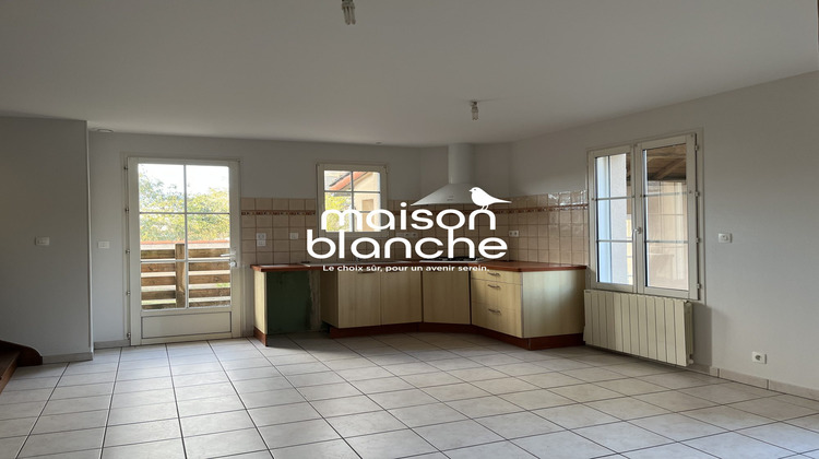 Ma-Cabane - Location Maison Airvault, 94 m²
