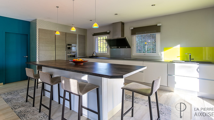 Ma-Cabane - Location Maison Aix-en-Provence, 216 m²