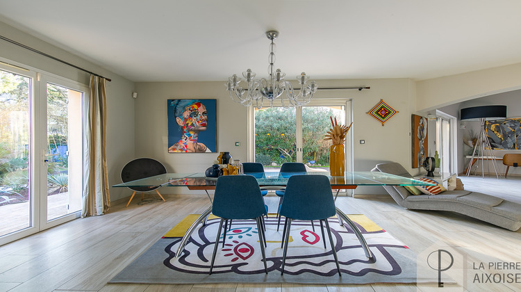 Ma-Cabane - Location Maison Aix-en-Provence, 216 m²