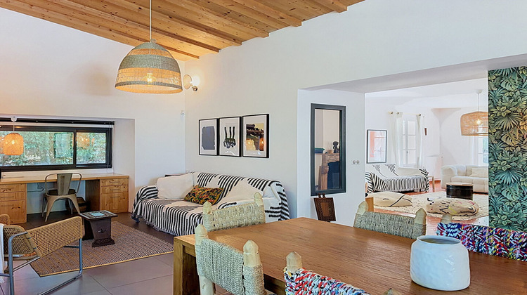 Ma-Cabane - Location Maison AIX-EN-PROVENCE, 350 m²