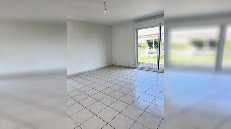 Ma-Cabane - Location Maison AMBARES-ET-LAGRAVE, 59 m²