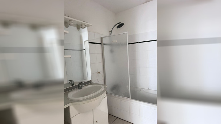 Ma-Cabane - Location Maison AMBARES-ET-LAGRAVE, 59 m²