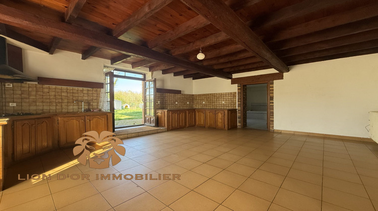 Ma-Cabane - Location Maison Ambérieux-en-Dombes, 240 m²