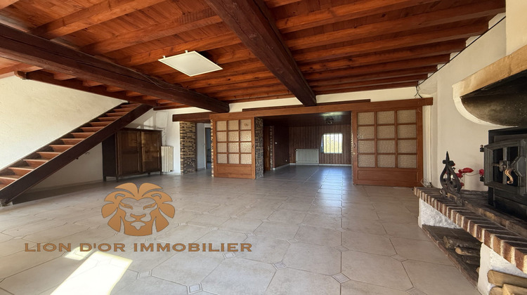 Ma-Cabane - Location Maison Ambérieux-en-Dombes, 240 m²