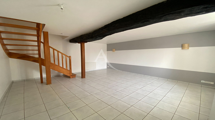 Ma-Cabane - Location Maison AMBILLOU-CHATEAU, 99 m²