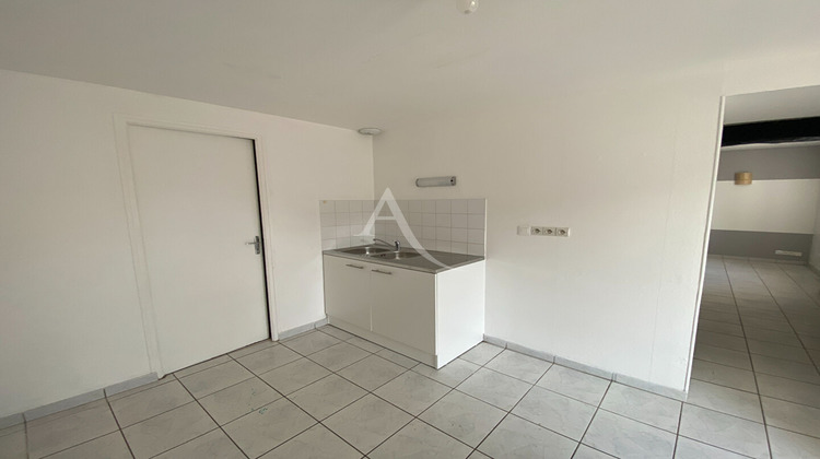 Ma-Cabane - Location Maison AMBILLOU-CHATEAU, 99 m²