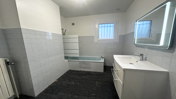 Ma-Cabane - Location Maison Andrézieux-Bouthéon, 101 m²