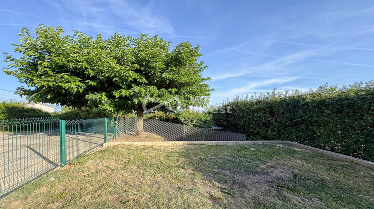 Ma-Cabane - Location Maison Anjou, 100 m²