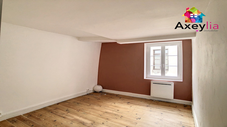 Ma-Cabane - Location Maison Arfeuilles, 60 m²