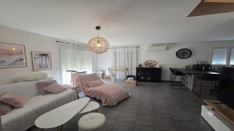Ma-Cabane - Location Maison Arveyres, 90 m²