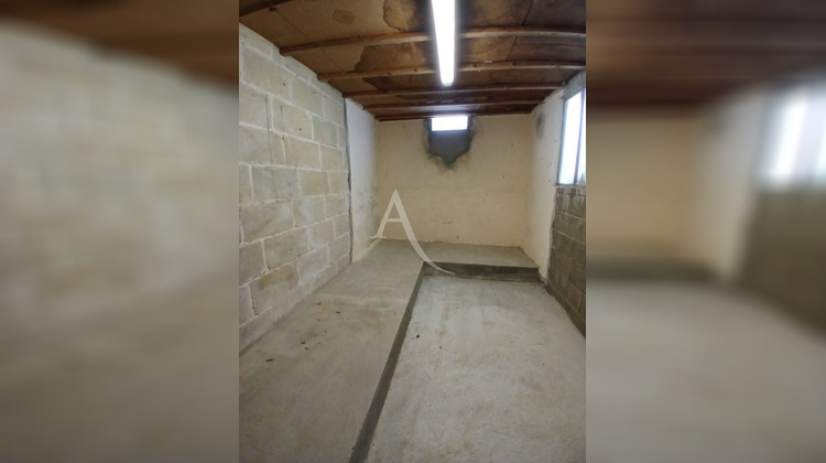 Ma-Cabane - Location Maison AUBIGNE-SUR-LAYON, 135 m²