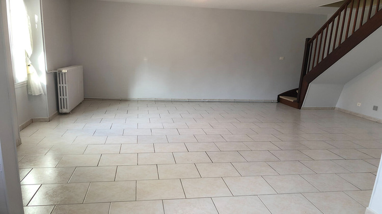 Ma-Cabane - Location Maison AUBIGNY-SUR-NERE, 96 m²