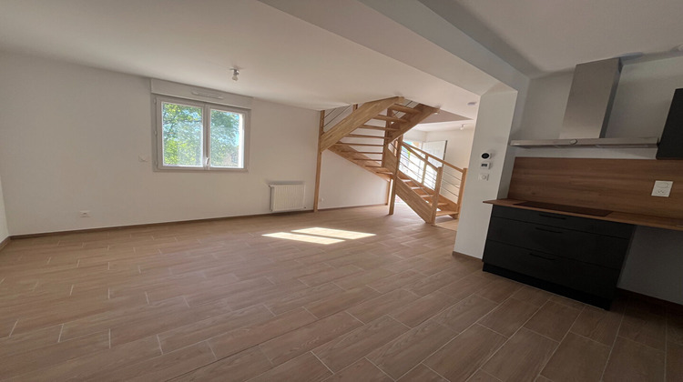 Ma-Cabane - Location Maison AUNEAU, 93 m²