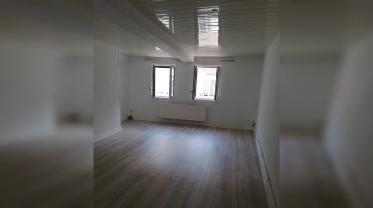 Ma-Cabane - Location Maison Avesnes-sur-Helpe, 74 m²