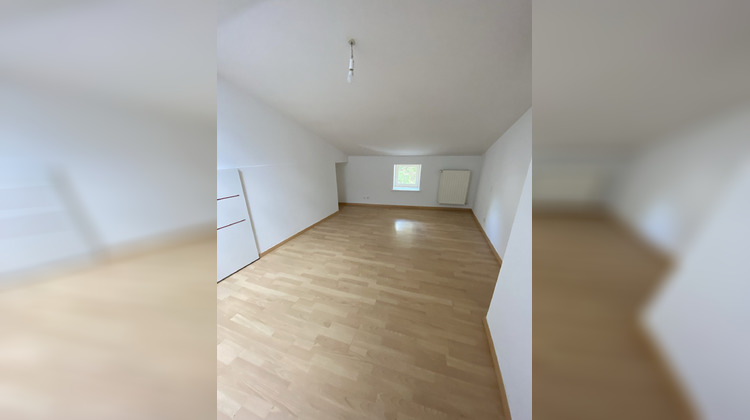 Ma-Cabane - Location Maison Azé, 94 m²