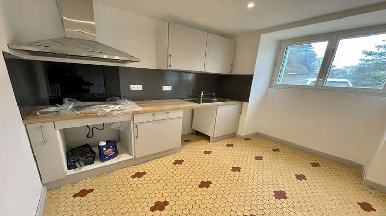 Ma-Cabane - Location Maison BARAQUEVILLE, 80 m²