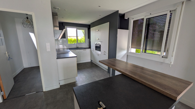 Ma-Cabane - Location Maison BARAQUEVILLE, 124 m²