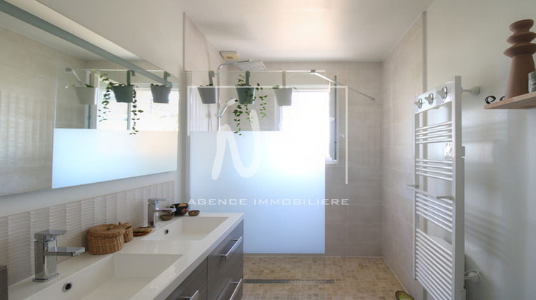 Ma-Cabane - Location Maison BEAUFORT-EN-VALLEE, 88 m²