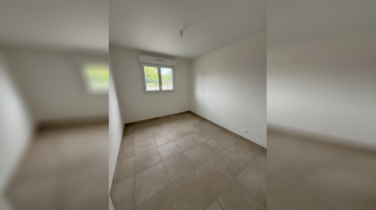 Ma-Cabane - Location Maison BEAUFORT-EN-VALLEE, 68 m²