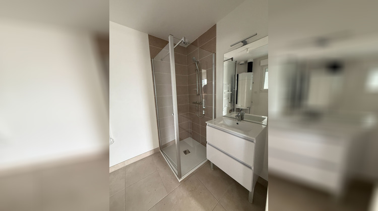 Ma-Cabane - Location Maison BEAUFORT-EN-VALLEE, 68 m²