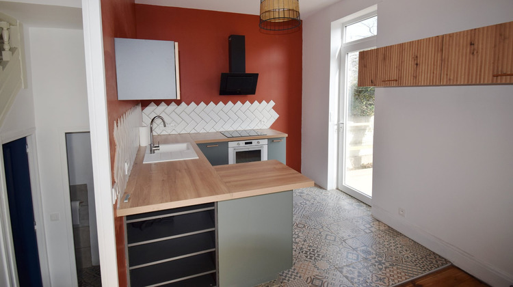 Ma-Cabane - Location Maison BELLERIVE SUR ALLIER, 82 m²
