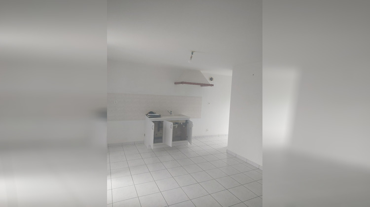 Ma-Cabane - Location Maison BESNE, 73 m²