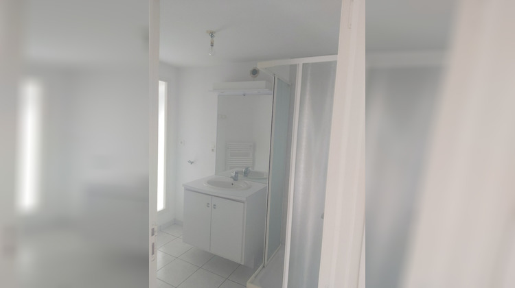 Ma-Cabane - Location Maison BESNE, 73 m²