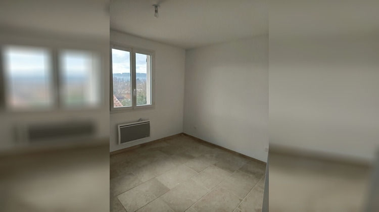 Ma-Cabane - Location Maison BESSE-SUR-ISSOLE, 85 m²