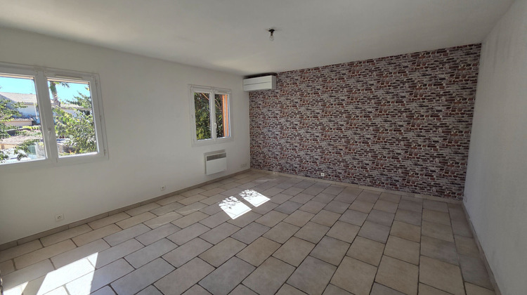 Ma-Cabane - Location Maison BESSE-SUR-ISSOLE, 89 m²