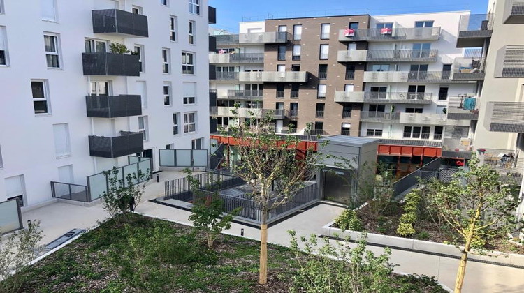 Ma-Cabane - Location Maison BEZONS, 87 m²