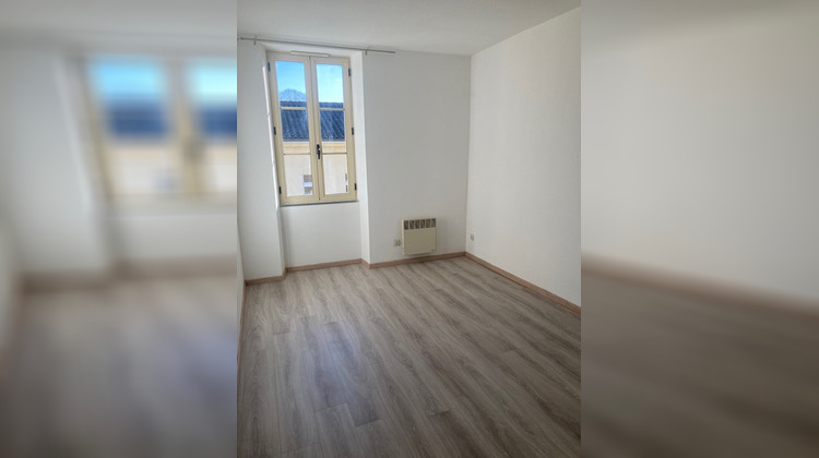 Ma-Cabane - Location Maison Blasimon, 61 m²