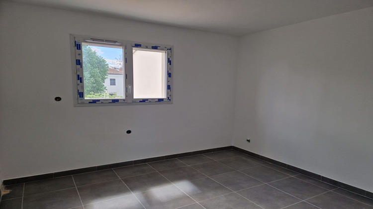 Ma-Cabane - Location Maison BOLLENE, 85 m²