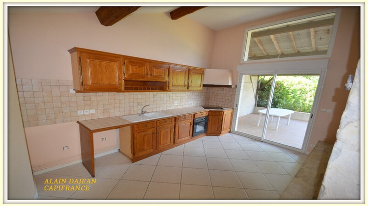 Ma-Cabane - Location Maison BON ENCONTRE, 85 m²