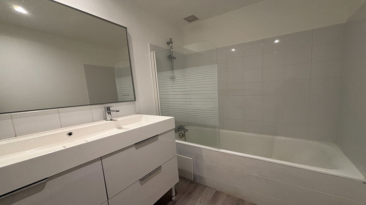 Ma-Cabane - Location Maison BORDEAUX, 60 m²