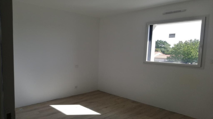 Ma-Cabane - Location Maison BOUGUENAIS, 91 m²