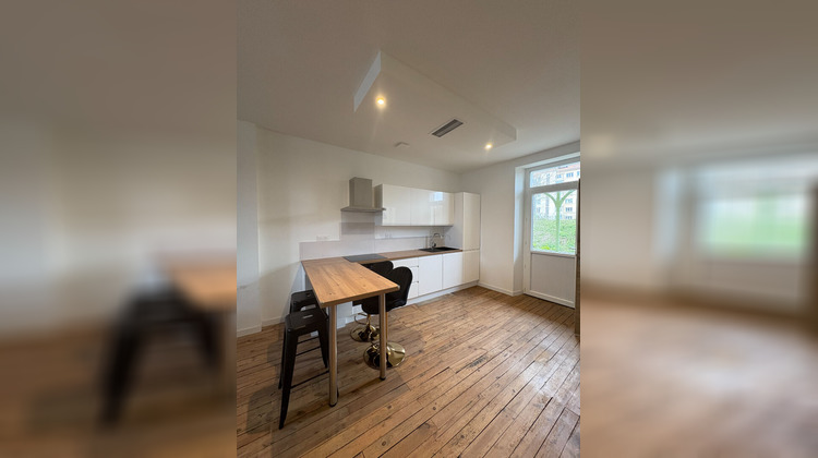 Ma-Cabane - Location Maison BOURG-LES-VALENCE, 77 m²