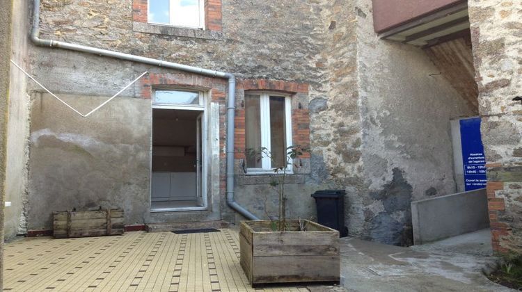 Ma-Cabane - Location Maison BOURNEZEAU, 90 m²