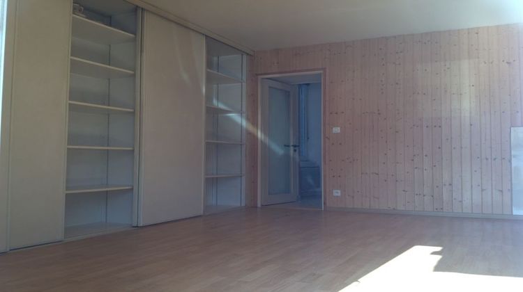 Ma-Cabane - Location Maison BOURNEZEAU, 90 m²