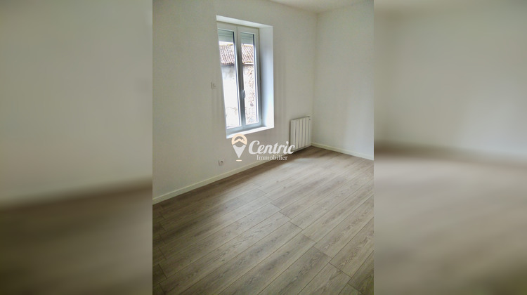 Ma-Cabane - Location Maison Bressuire, 35 m²